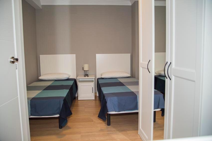 Apartamento Reus 2 - Parking Gratuito Ngoại thất bức ảnh